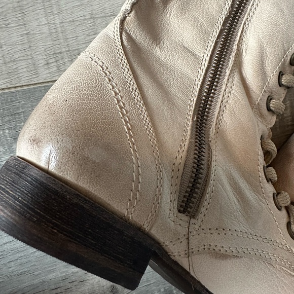 Steve madden Leather Combat Lace up boots Troopa Ivory women's size 8 - Picture 3 of 8
